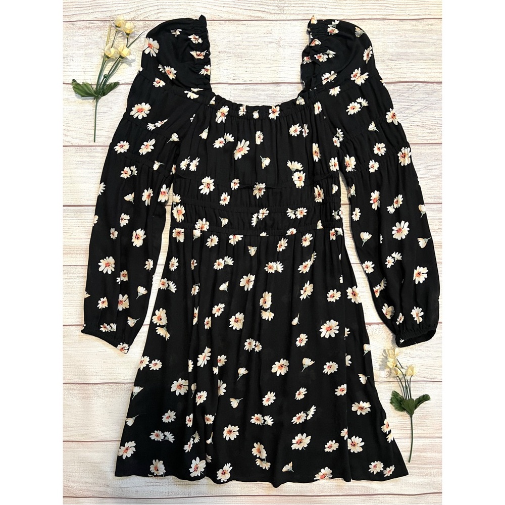 Leighton Floral Square Neck Peasant Dress